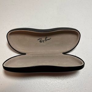 Ray Ban Sun Glasses Case Hard Shell Black Clean Tan Cloth Interior Self Closing